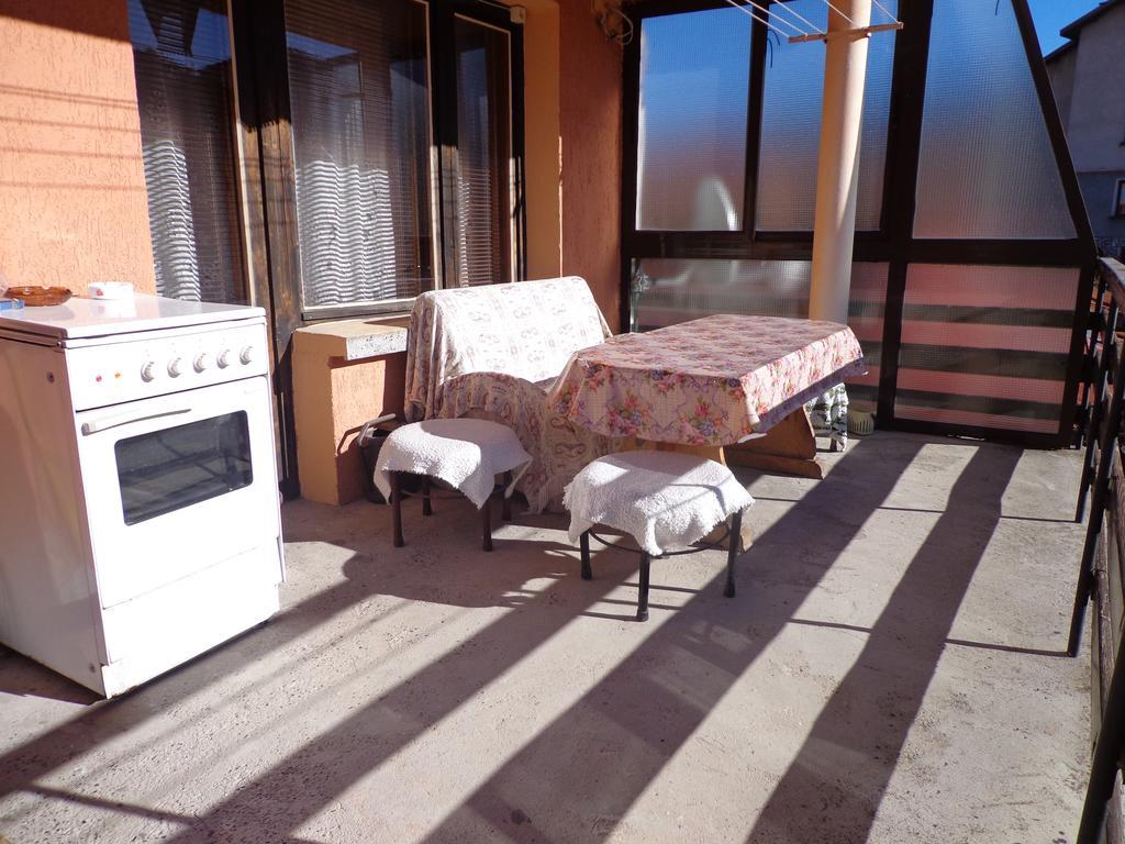 Family Hotel Ecorelax Madzhare Exterior foto